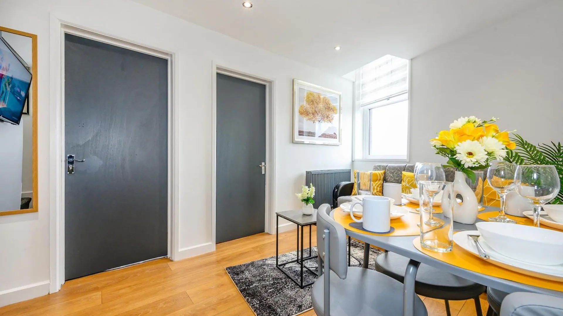 -Rb83- For Your Relaxed,Cosy Stay,Free Parking Leeds